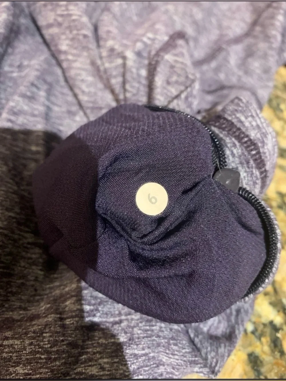 Lululemon  1/4 zip pullover size 6 long sleeve mock neck athletic top run